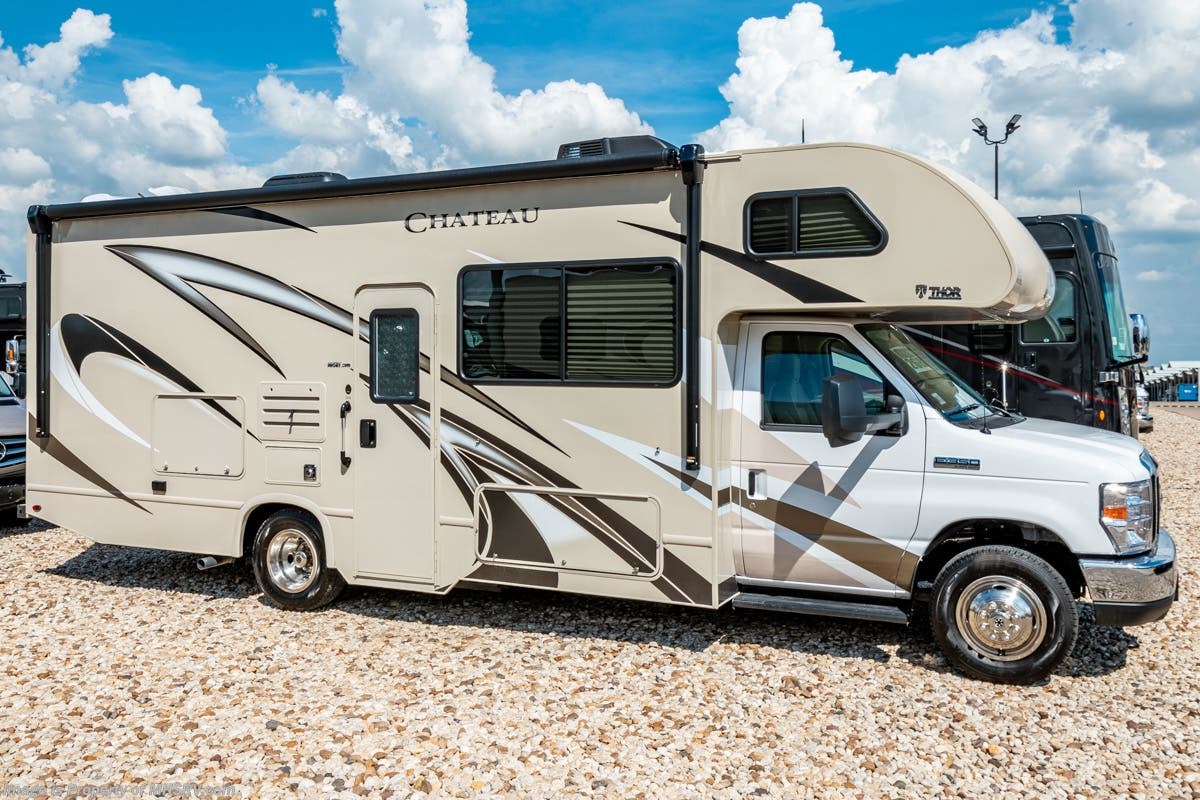 New 2019 Thor Motor Coach Chateau 26B available in Alvarado, Texas