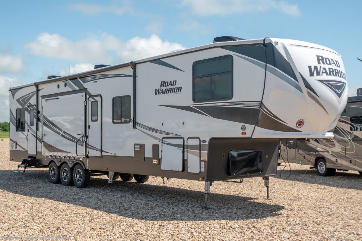 New 2020 Heartland Road Warrior 4275RW available in Alvarado, Texas