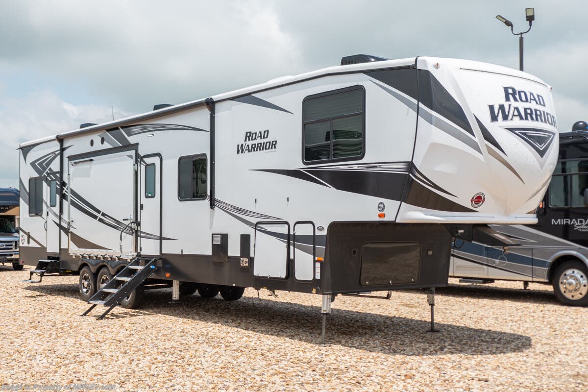 New 2020 Heartland Road Warrior 4275RW available in Alvarado, Texas