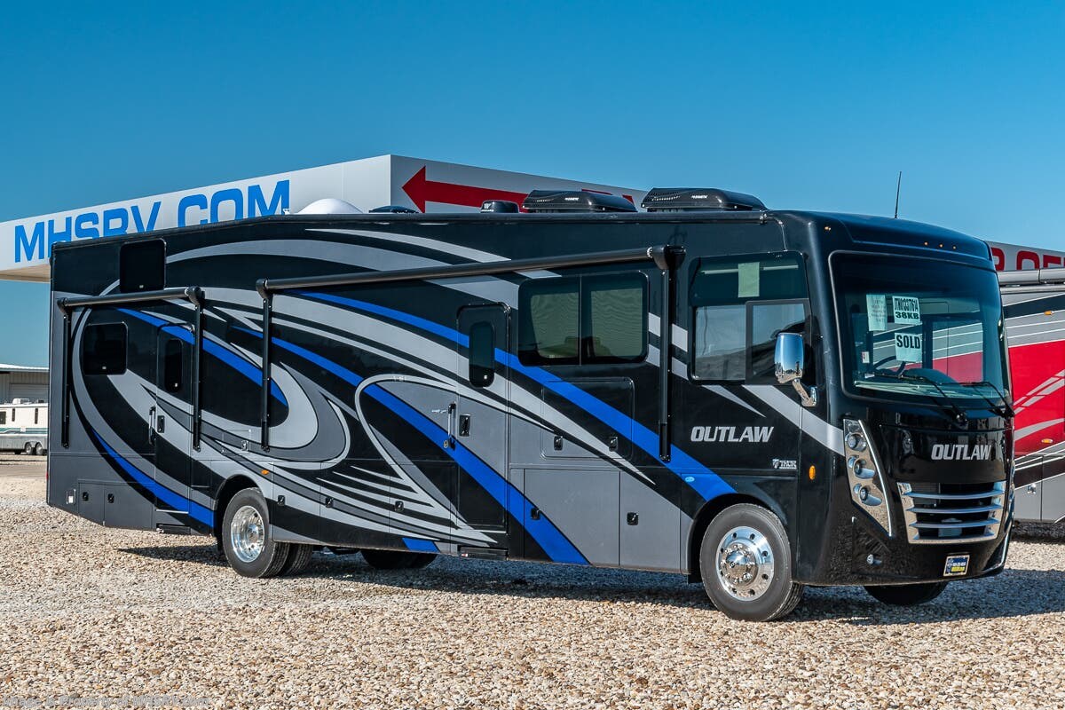 New 2022 Thor Motor Coach Outlaw 38KB available in Alvarado, Texas