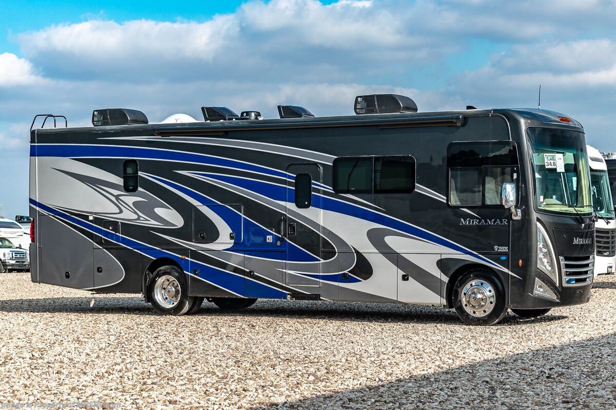 New 2022 Thor Motor Coach Miramar 34.6 available in Alvarado, Texas