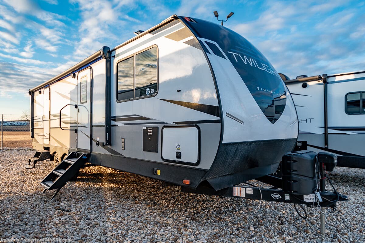 New 2022 Thor Motor Coach Twilight TWS 2840 available in Alvarado, Texas