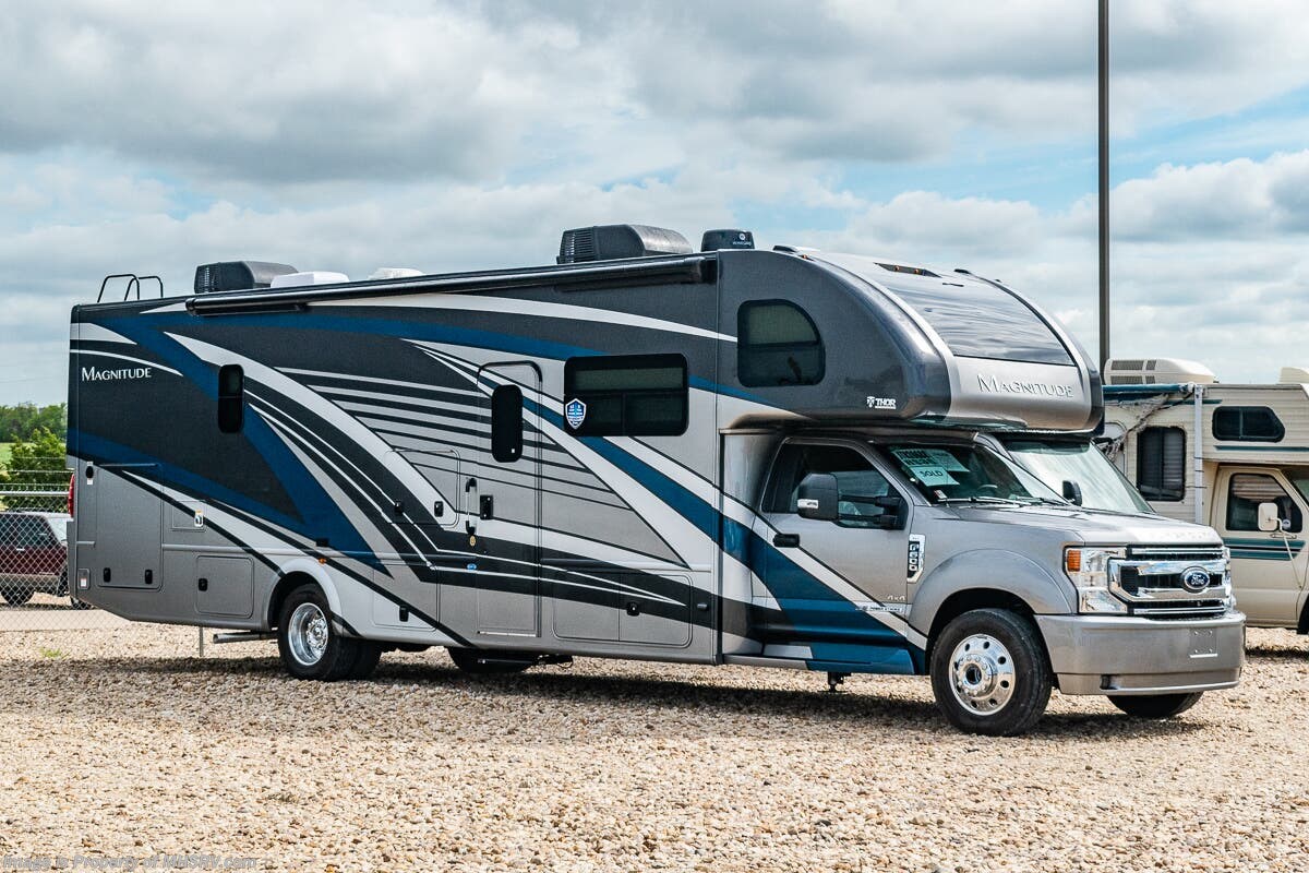 New 2023 Thor Motor Coach Magnitude RS36 available in Alvarado, Texas