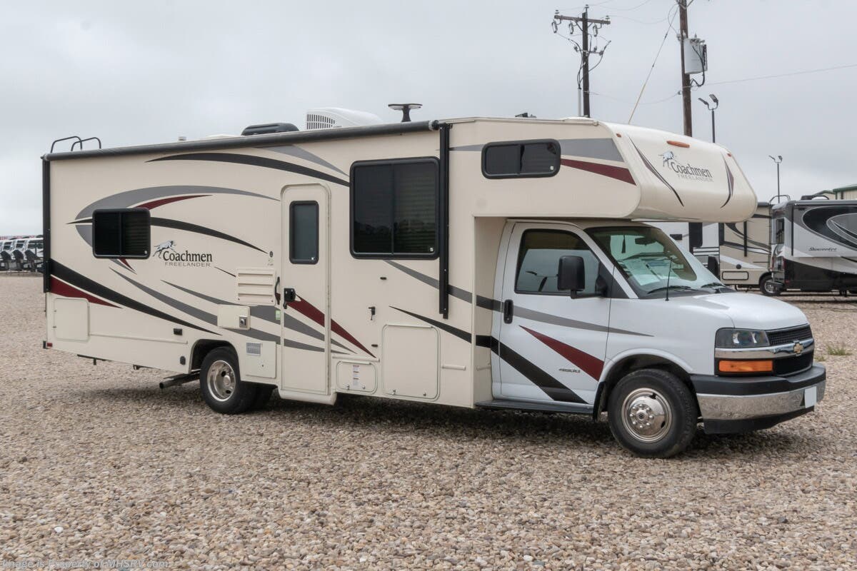 Used 2018  Coachmen Freelander 27QB by Coachmen from Motor Home Specialist in Alvarado, TX