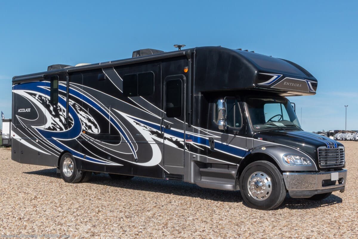 Used 2020 Entegra Coach Accolade 37TS available in Alvarado, Texas