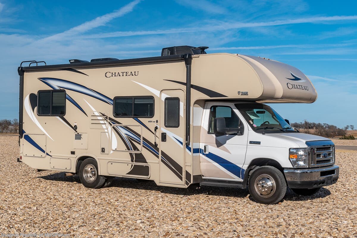 Used 2019  Thor Motor Coach Chateau 25V by Thor Motor Coach from Motor Home Specialist in Alvarado, TX