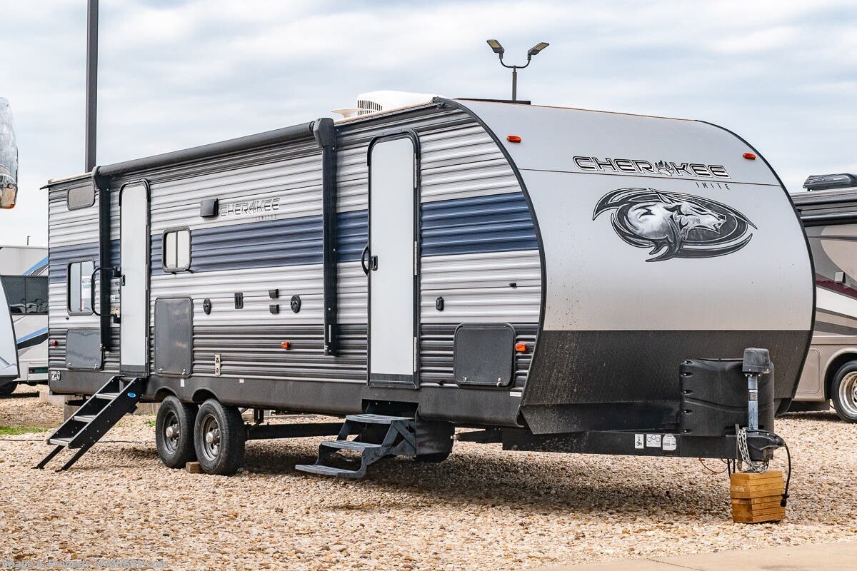 Used 2020 Forest River Cherokee 264DBH Bunk Model available in Alvarado, Texas