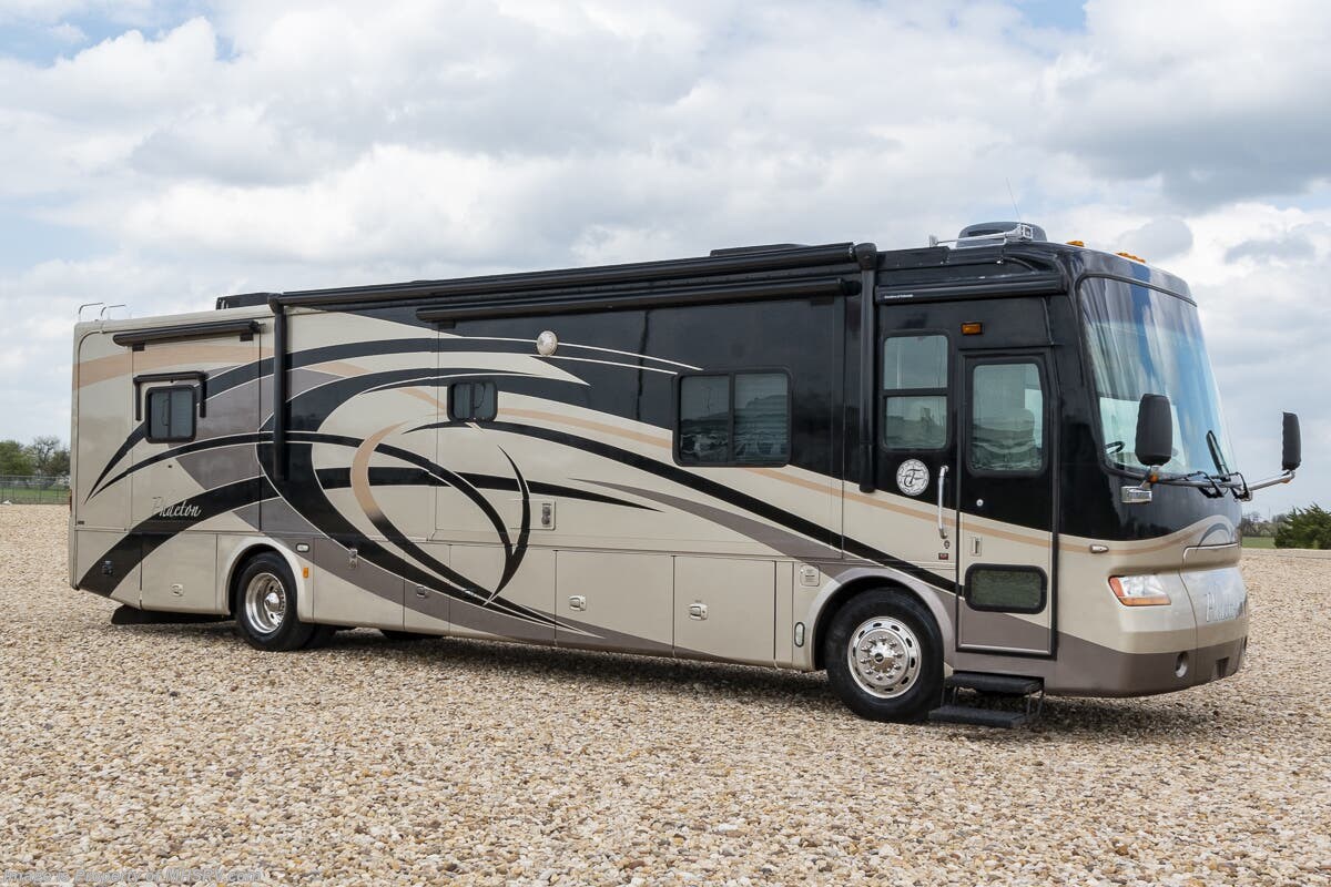 Used 2007  Tiffin Phaeton 40PDQ by Tiffin from Motor Home Specialist in Alvarado, TX