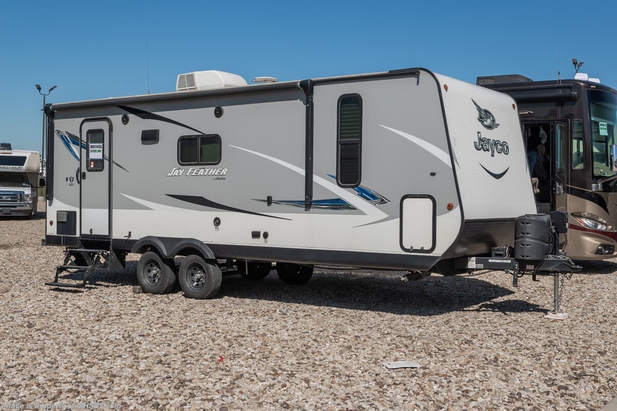 Used 2017 Jayco Jay Feather 23RBM available in Alvarado, Texas