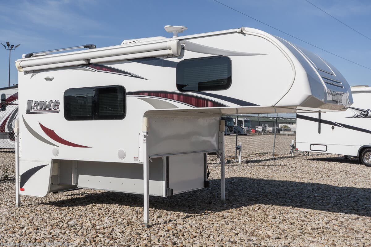 Used 2018 Lance TC Short Bed 825 available in Alvarado, Texas