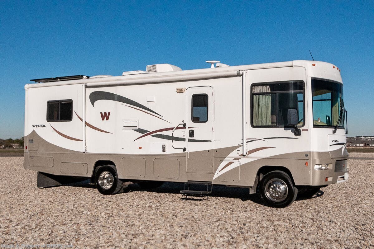 Used 2008  Winnebago Vista 30B by Winnebago from Motor Home Specialist in Alvarado, TX