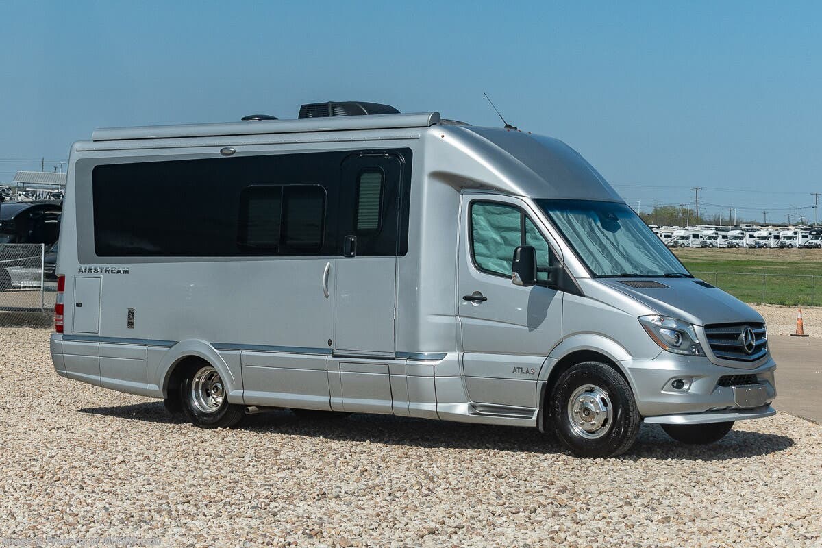 Used 2019 Airstream Atlas Murphy Suite available in Alvarado, Texas