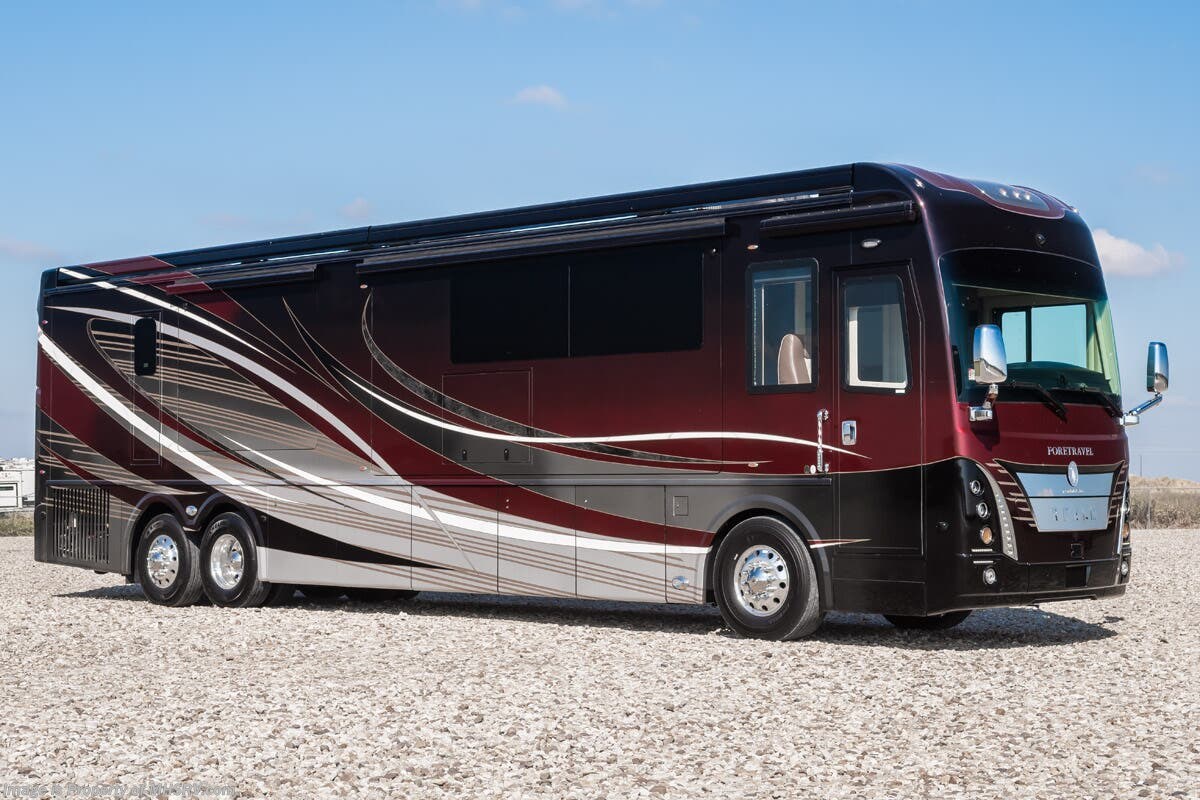 New 2026 Foretravel Realm Presidential Luxury Villa 7 (LV7) Bath & 1/2 available in Alvarado, Texas