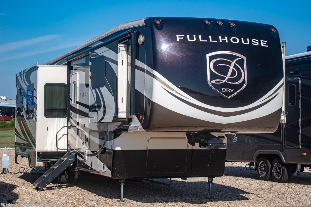 Used 2017  DRV Full House JX450 by DRV from Motor Home Specialist in Alvarado, TX
