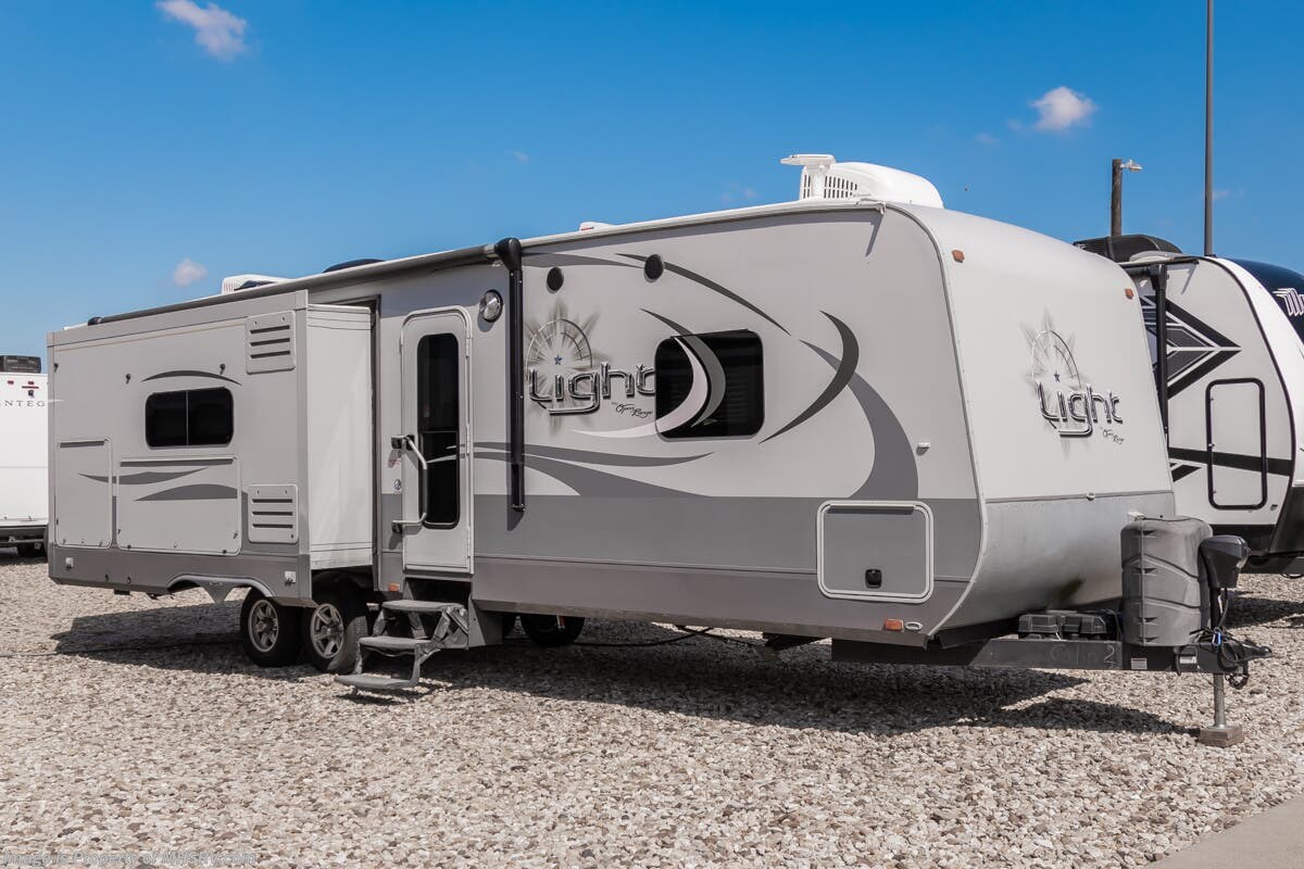 Used 2016  Highland Ridge Open Range 272RLS by Highland Ridge from Motor Home Specialist in Alvarado, TX