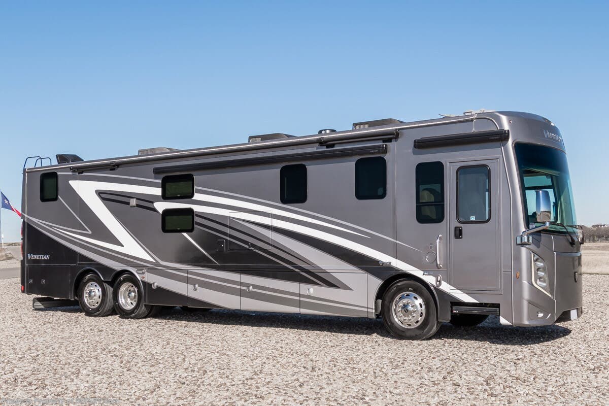 Used 2023 Thor Motor Coach Venetian B42 available in Alvarado, Texas