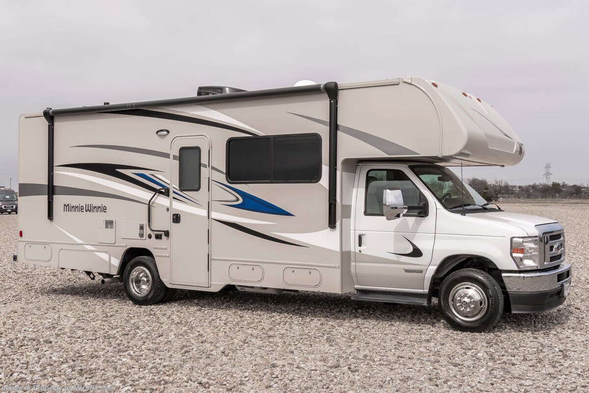 Used 2024 Winnebago Minnie Winnie 26T available in Alvarado, Texas