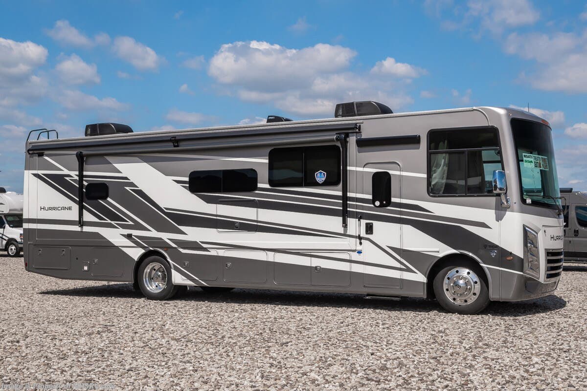 New 2027 Thor Motor Coach Hurricane 35A available in Alvarado, Texas
