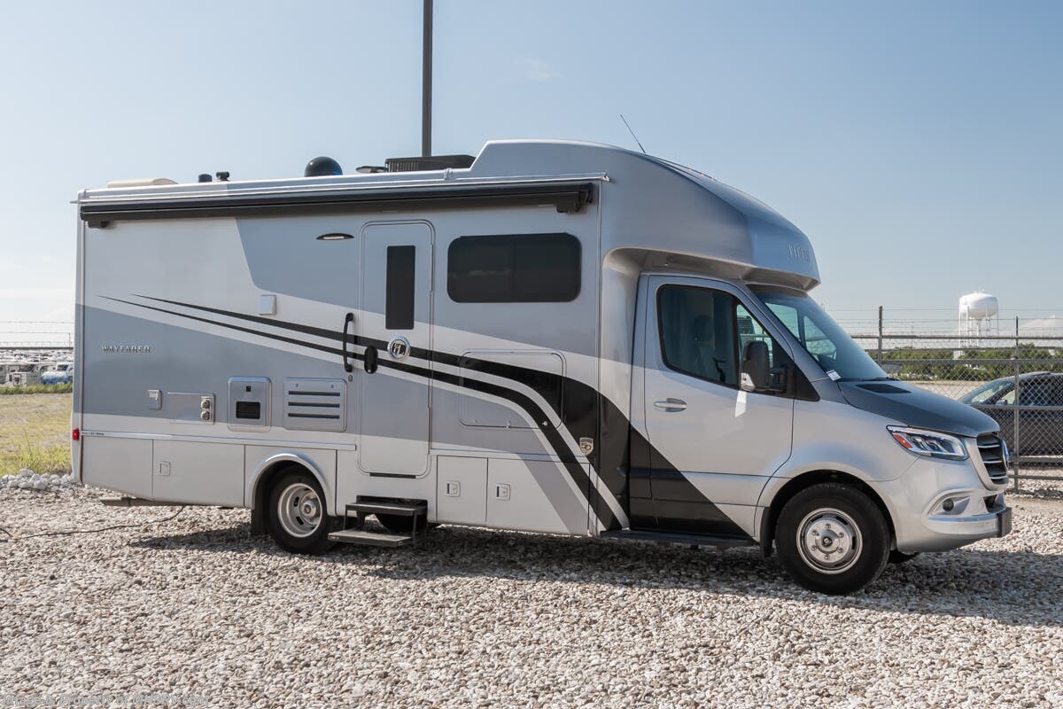 Used 2023 Tiffin Wayfarer 25JW available in Alvarado, Texas