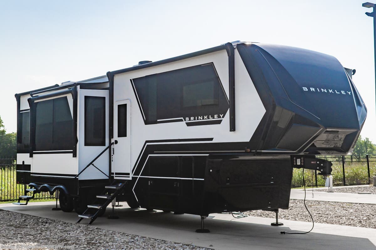 Used 2025 Brinkley RV Model G 3500 available in Alvarado, Texas