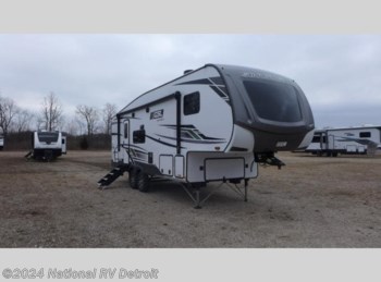 New 2024 Starcraft GSL Light Duty 274BHS available in Belleville, Michigan
