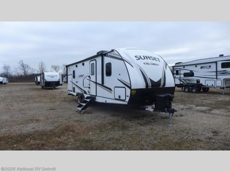 New 2024 CrossRoads Sunset Trail 253RB available in Belleville, Michigan