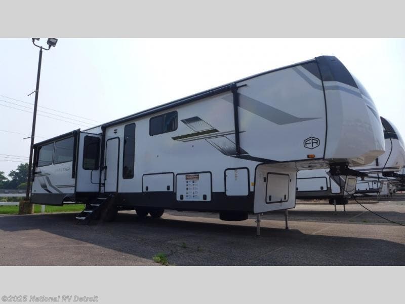 New 2026 Forest River Sandpiper 3900HBLR available in Belleville, Michigan