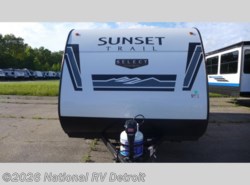 New 2026 CrossRoads Sunset Trail 17BHS available in Belleville, Michigan