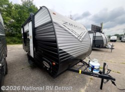New 2026 CrossRoads Zinger Lite ZR18RB available in Belleville, Michigan