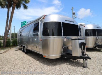 New 2024 Airstream Flying Cloud 27FB available in Fort Myers, Florida