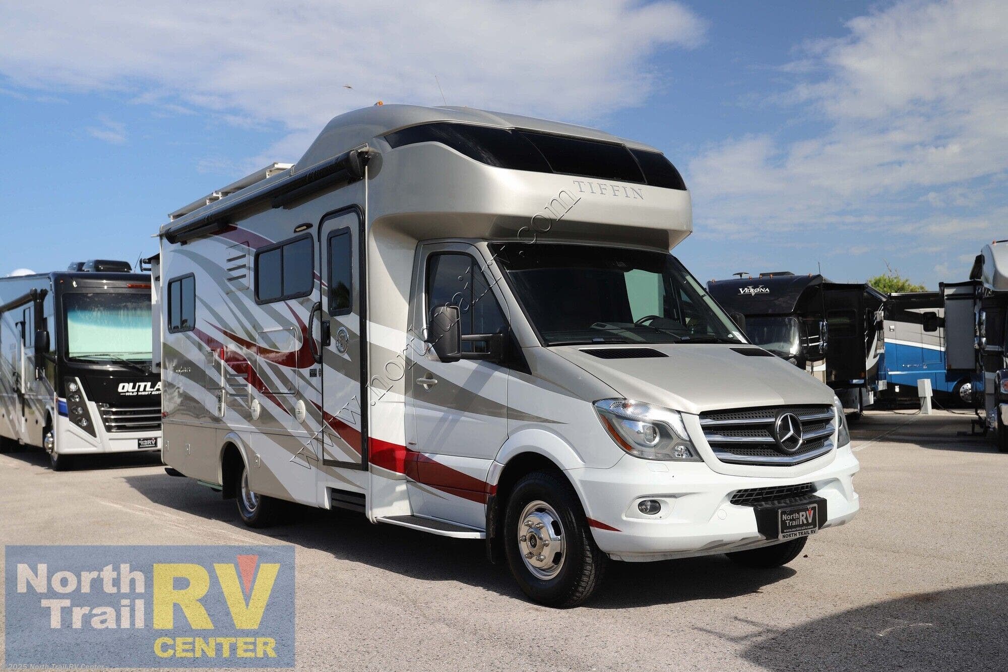 Used 2017 Tiffin Wayfarer 24QW available in Fort Myers, Florida