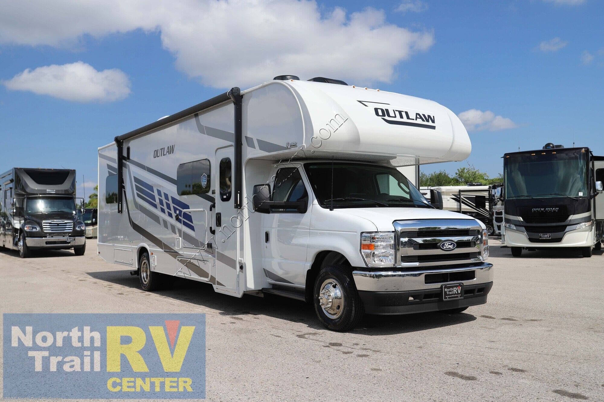 New 2026 Thor Motor Coach Outlaw 29T available in Fort Myers, Florida