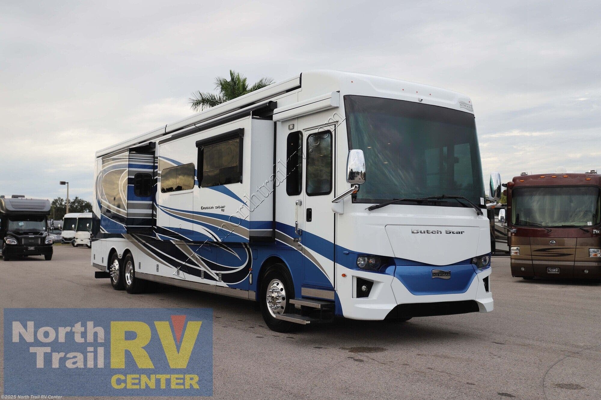 Used 2022 Newmar Dutch Star 4369 available in Fort Myers, Florida