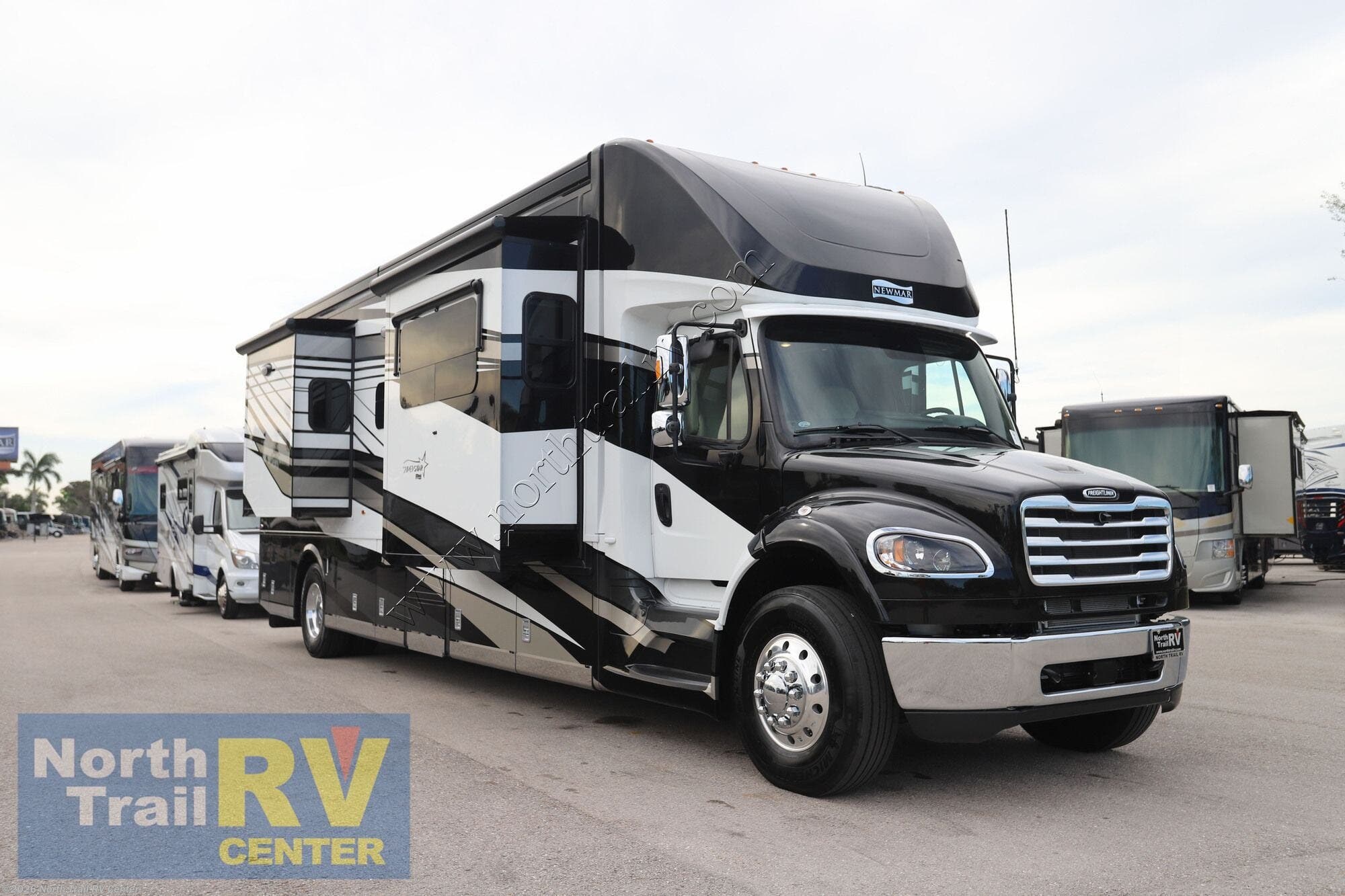 New 2024 Newmar Super Star 3731 available in Fort Myers, Florida