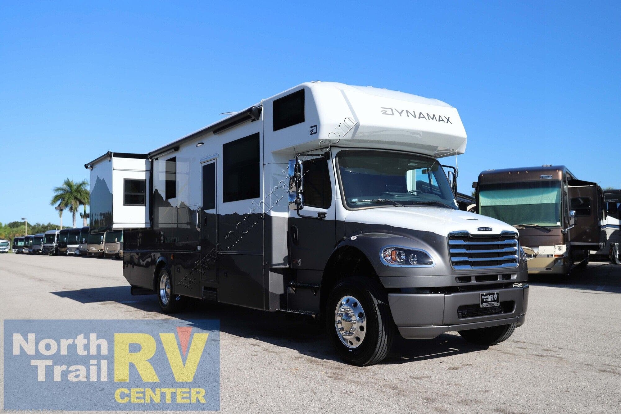New 2027 Dynamax Corp Europa 32KDFR available in Fort Myers, Florida