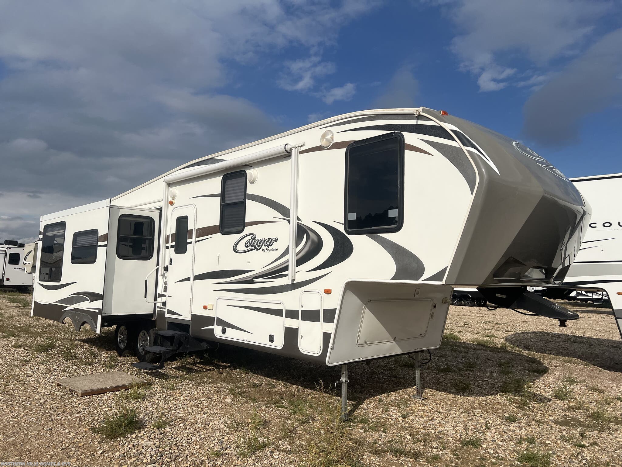 Used 2014 Keystone Cougar 331MKS available in Whitewood, South Dakota