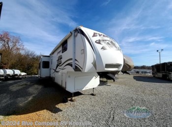 Used 2009 Keystone Everest 344J available in Louisville, Tennessee