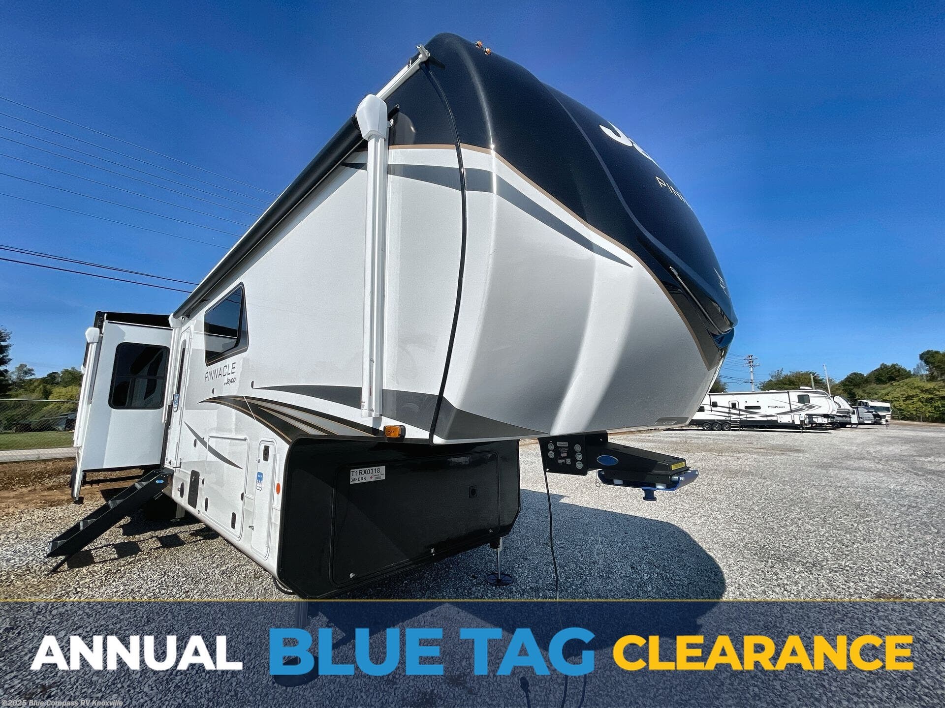 New 2026 Jayco Pinnacle 38FBRK available in Louisville, Tennessee