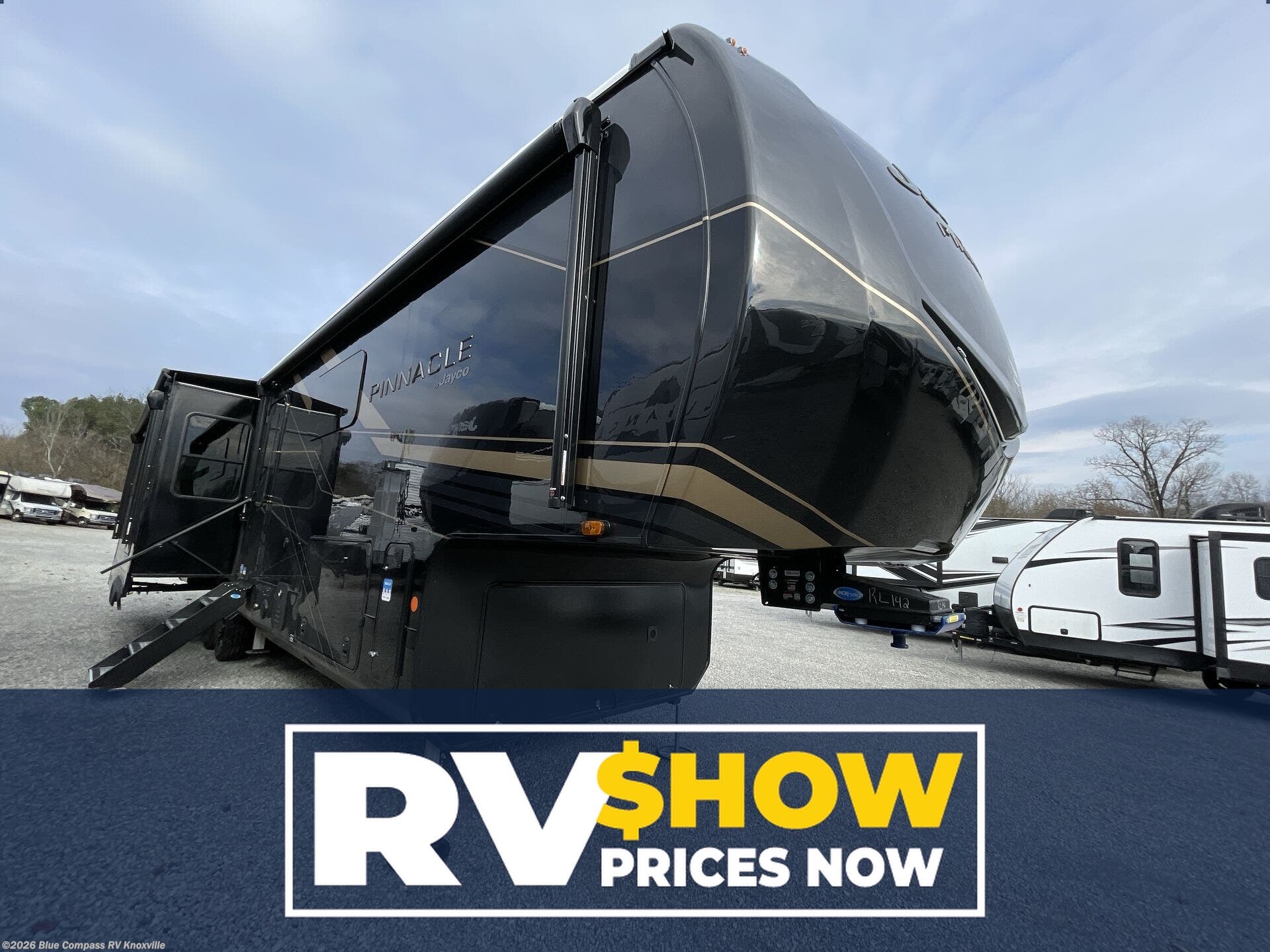 New 2026 Jayco Pinnacle 36FBTS available in Louisville, Tennessee