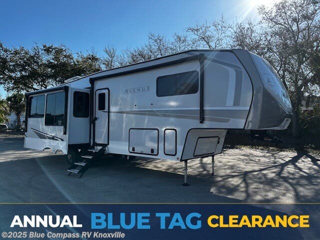 New 2025 Alliance RV Avenue 32RLS available in Louisville, Tennessee