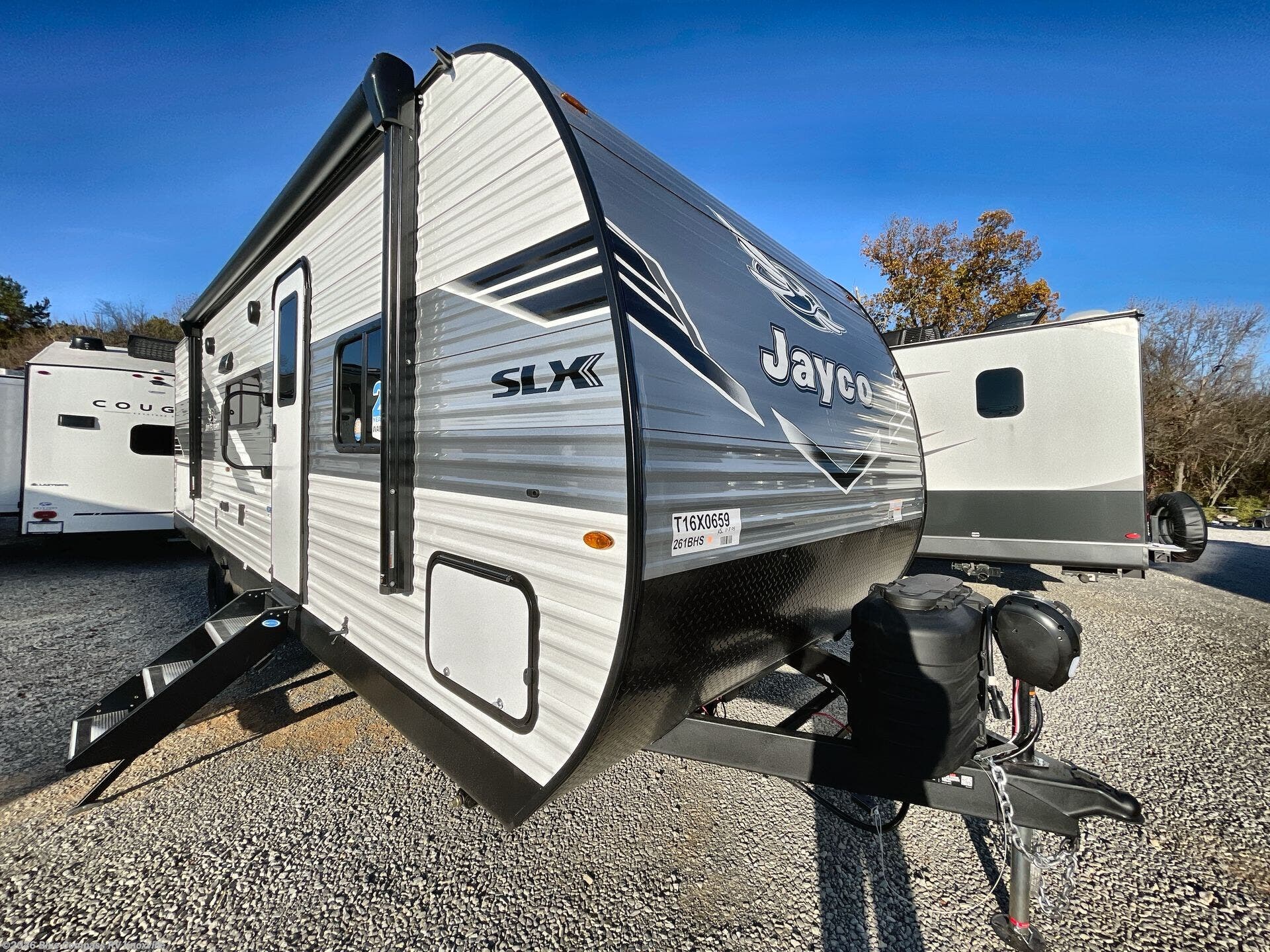New 2026 Jayco Jay Flight SLX 261BHS available in Louisville, Tennessee
