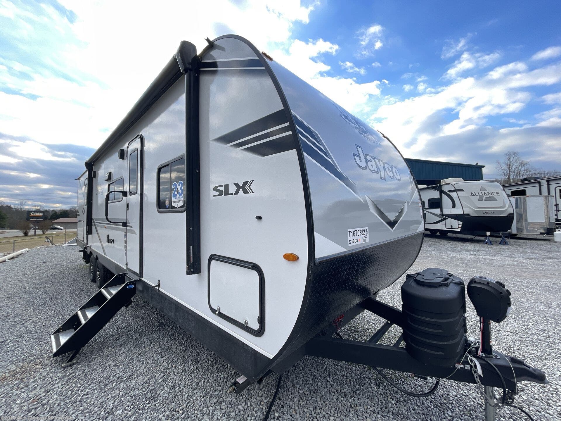 New 2026 Jayco Jay Flight SLX 321BDS available in Louisville, Tennessee