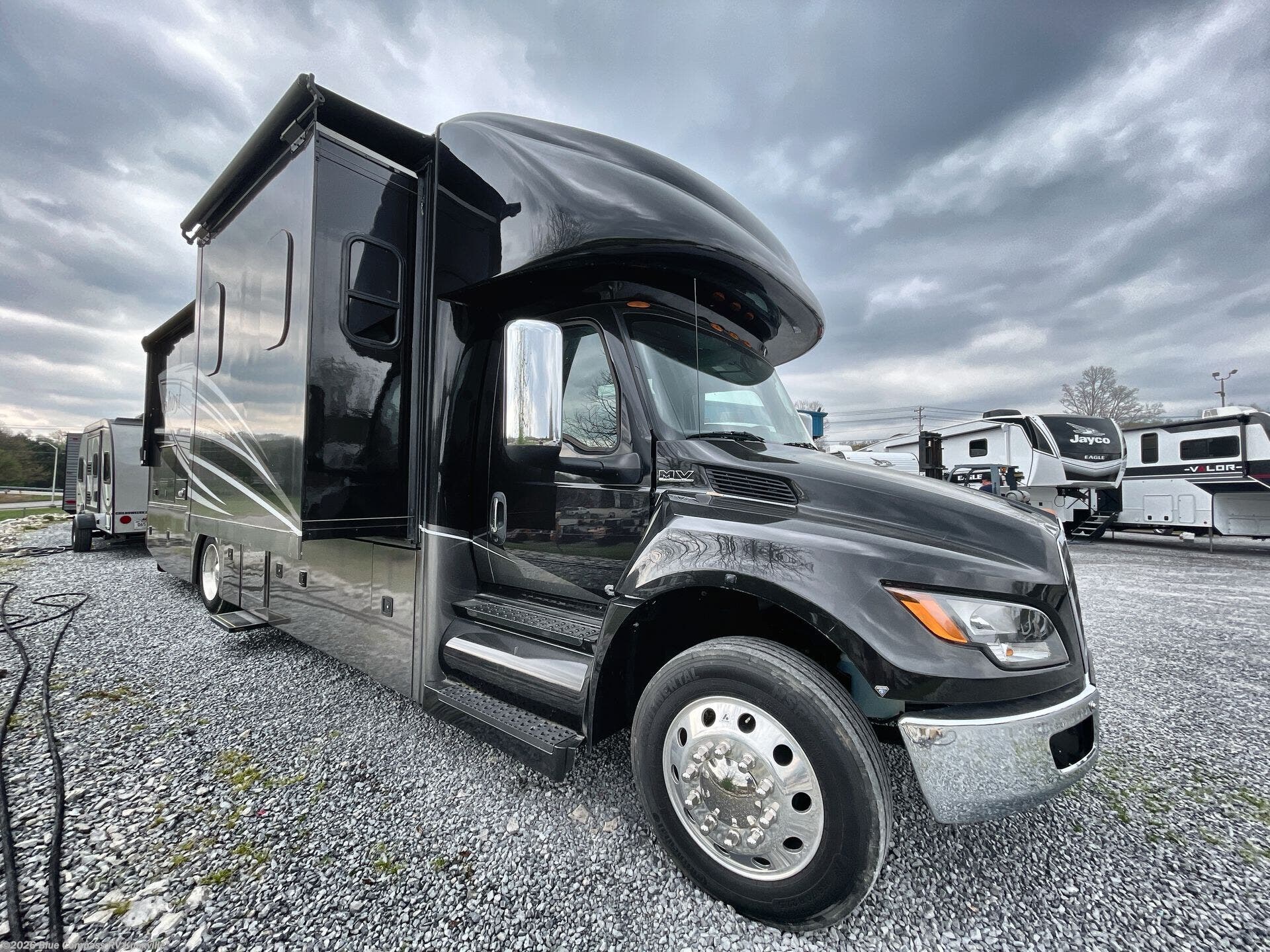 Used 2024 Nexus Ghost 34DS available in Louisville, Tennessee