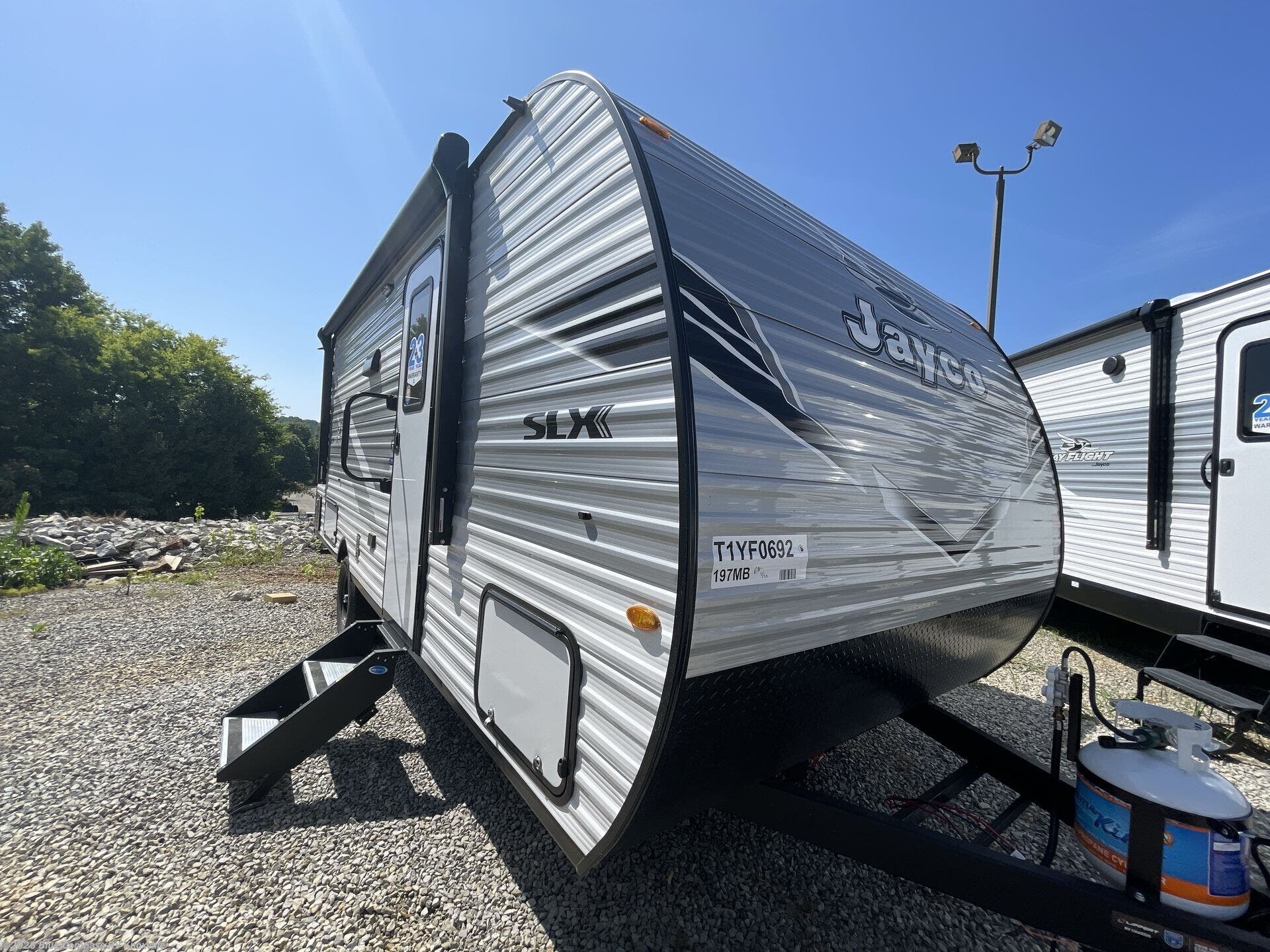 New 2027 Jayco Jay Flight SLX 197MB available in Louisville, Tennessee