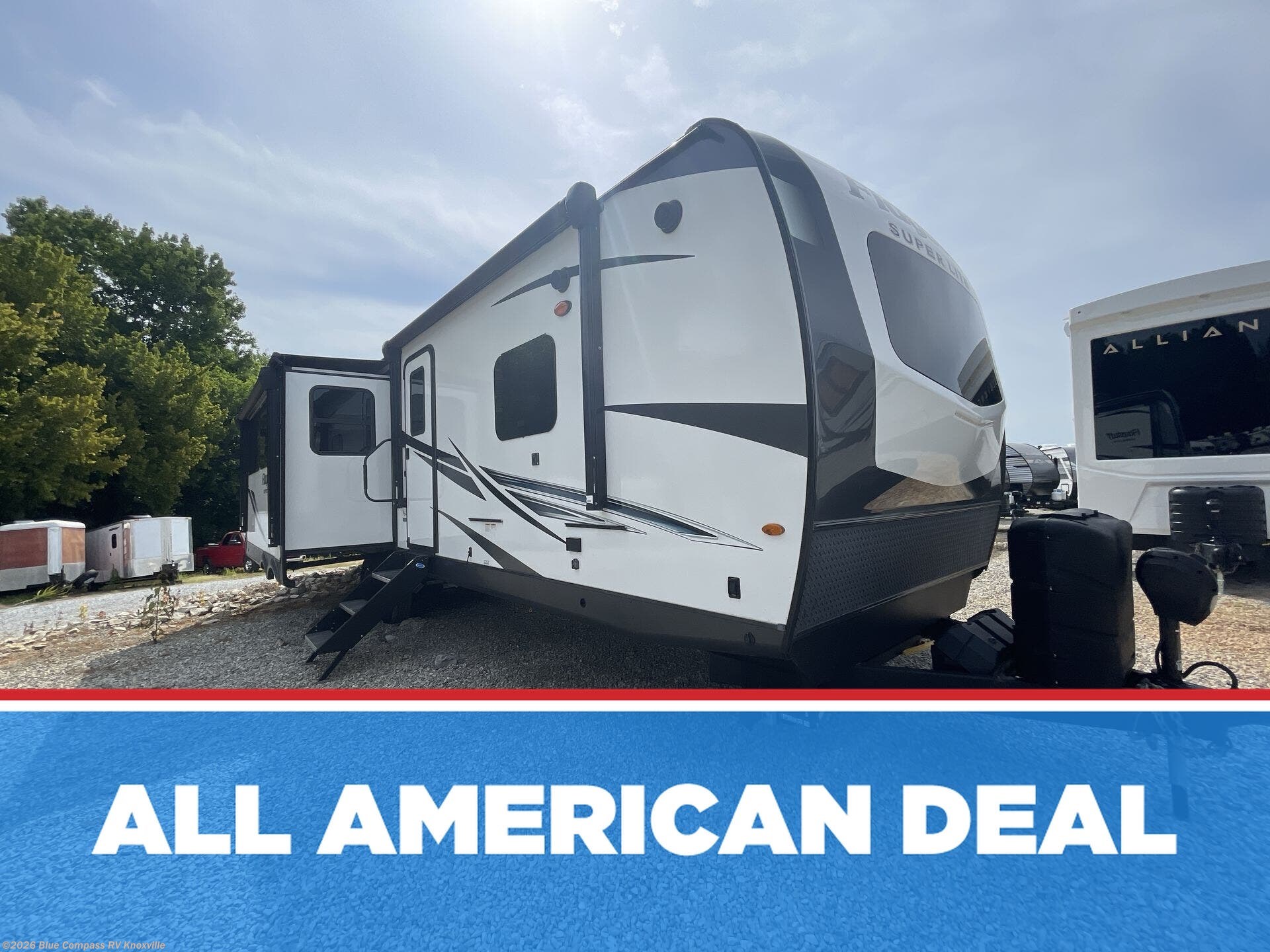 Used 2022 Forest River Flagstaff Super Lite 29RLBS available in Louisville, Tennessee