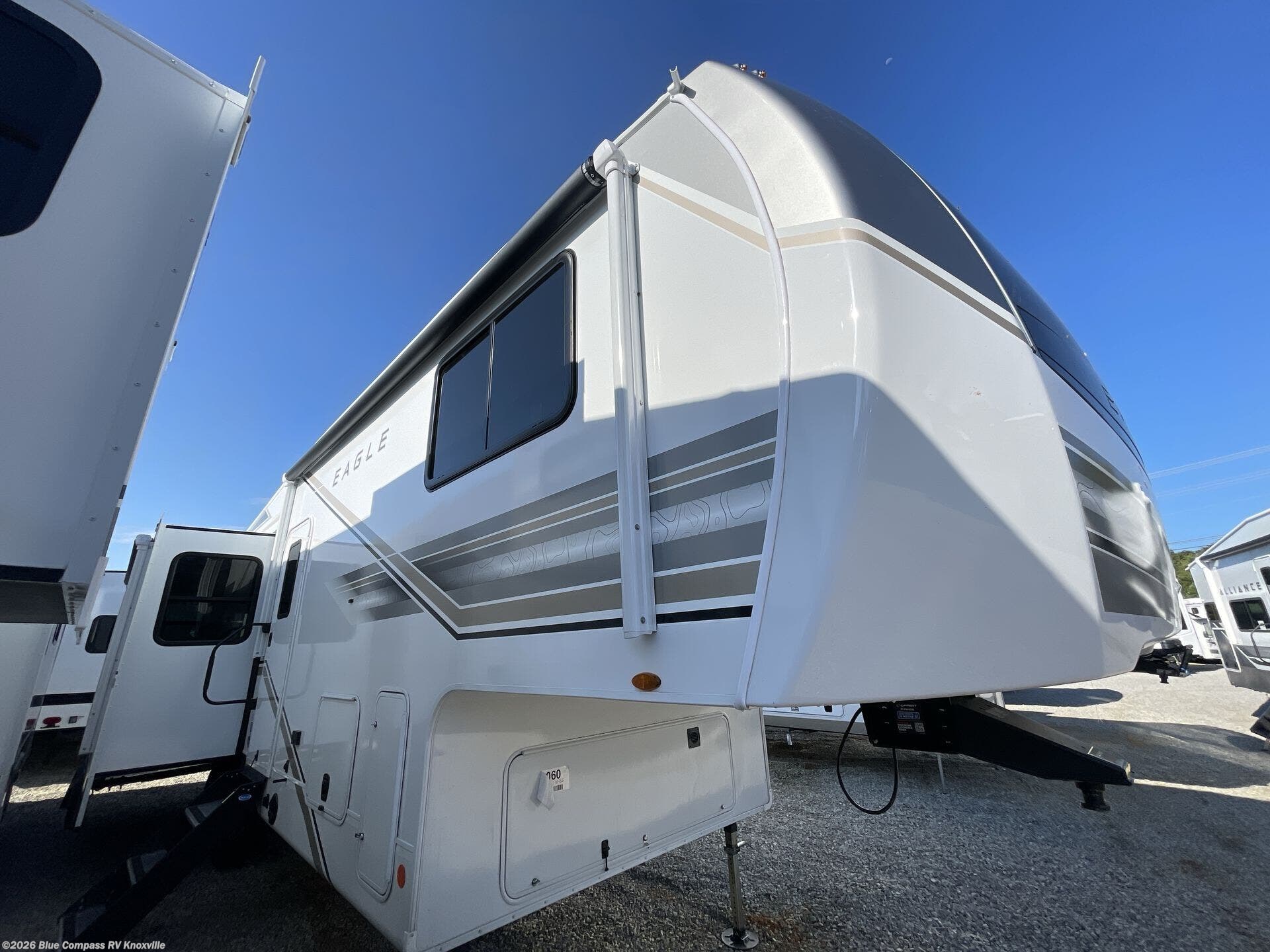 New 2027 Jayco Eagle 31RLT available in Louisville, Tennessee