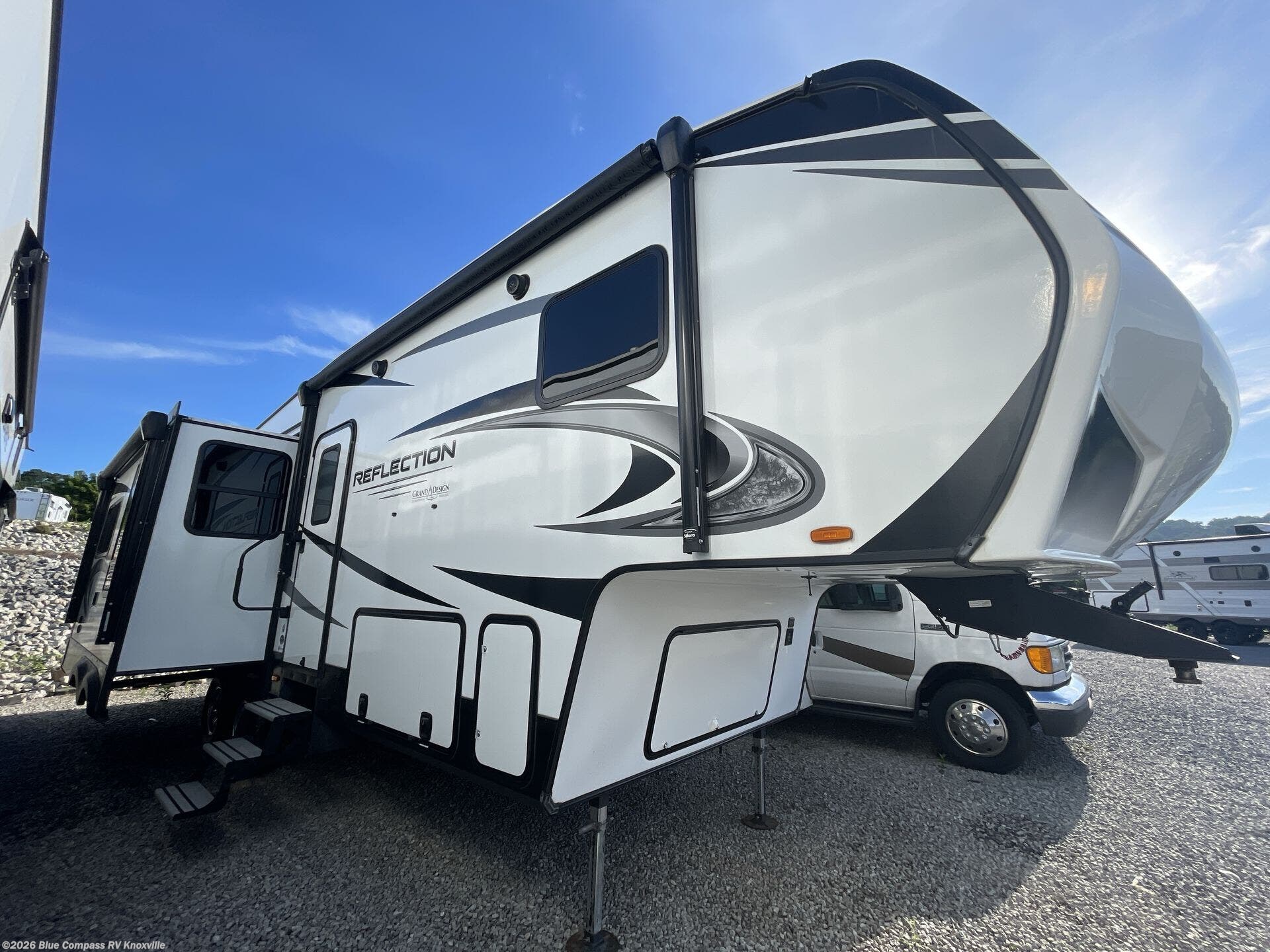 Used 2020 Grand Design Reflection 303RLS available in Louisville, Tennessee