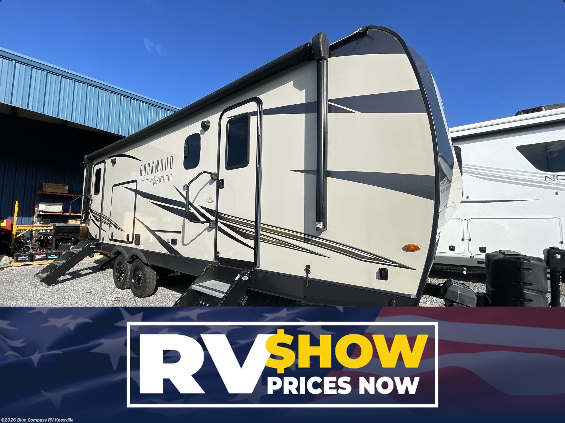 Used 2027 Forest River Rockwood Ultra Lite 2614BS available in Louisville, Tennessee