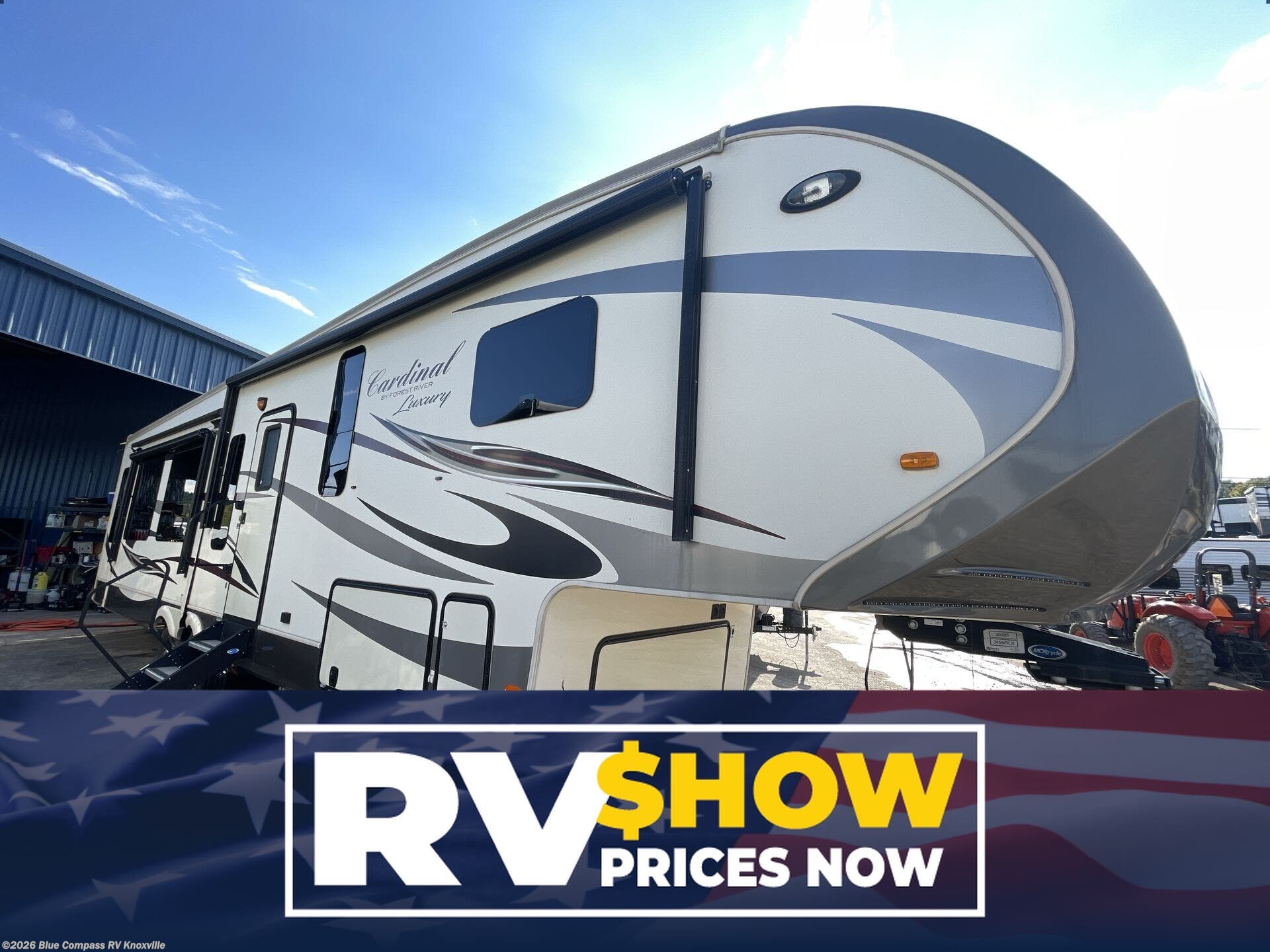 Used 2018  Forest River Cardinal Luxury 3456RLX by Forest River from Blue Compass RV Knoxville in Louisville, TN