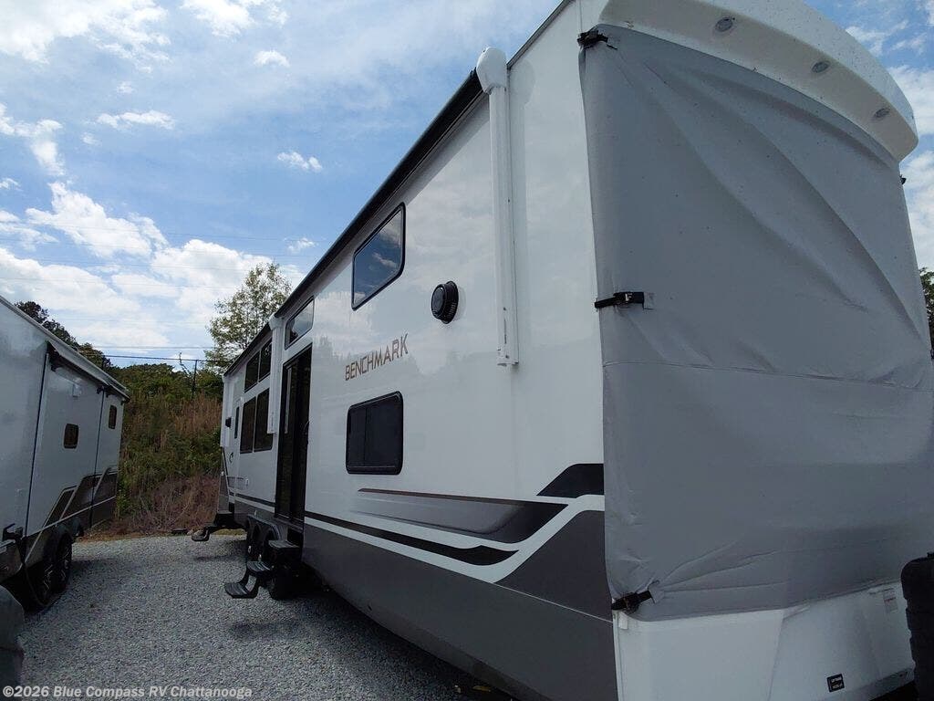 New 2026 Alliance RV Benchmark 44LFT available in Ringgold, Georgia